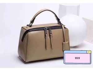 Женская сумка Grays GR-8818C - Royalbag