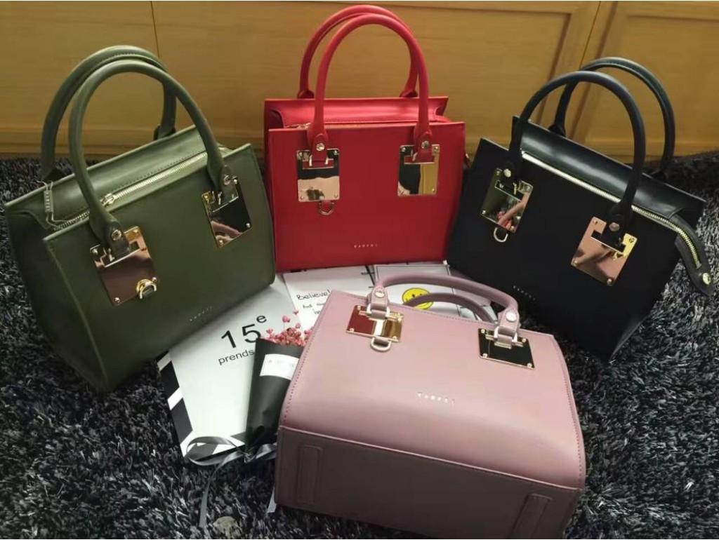 Женская сумка Karfei 18-15101-01R - Royalbag